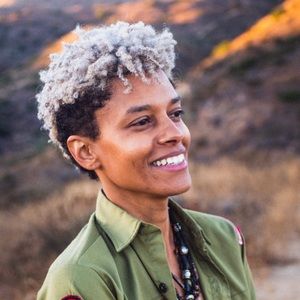 Meet your Posher, Cat